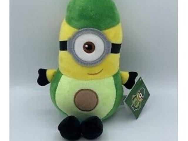 Neu! OVP. Minions Illumination Plüschfigur, Avocado Stuart - 1