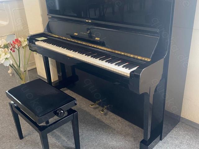 Klavier Steinway&sons K 132, - 1