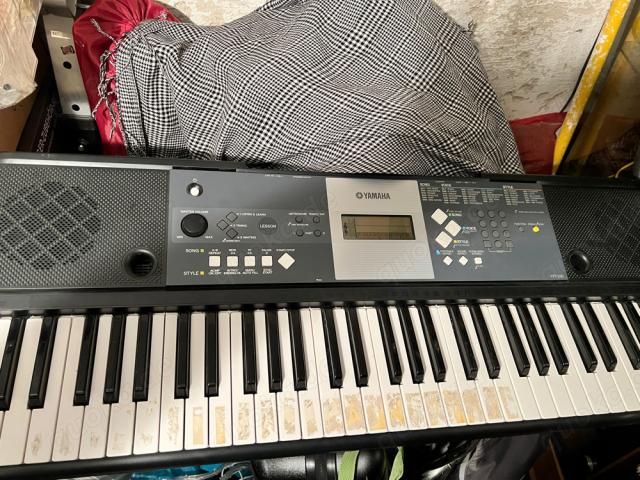 Keyboard  (Yamaha) reduziert - 1